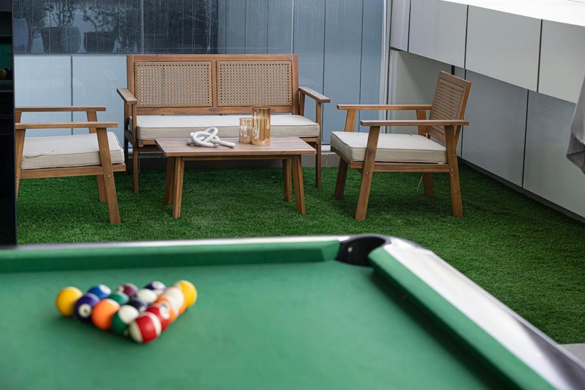 3 Bhk With Private Pool Table Icebath Lux Opal 305 Apartment Dubai