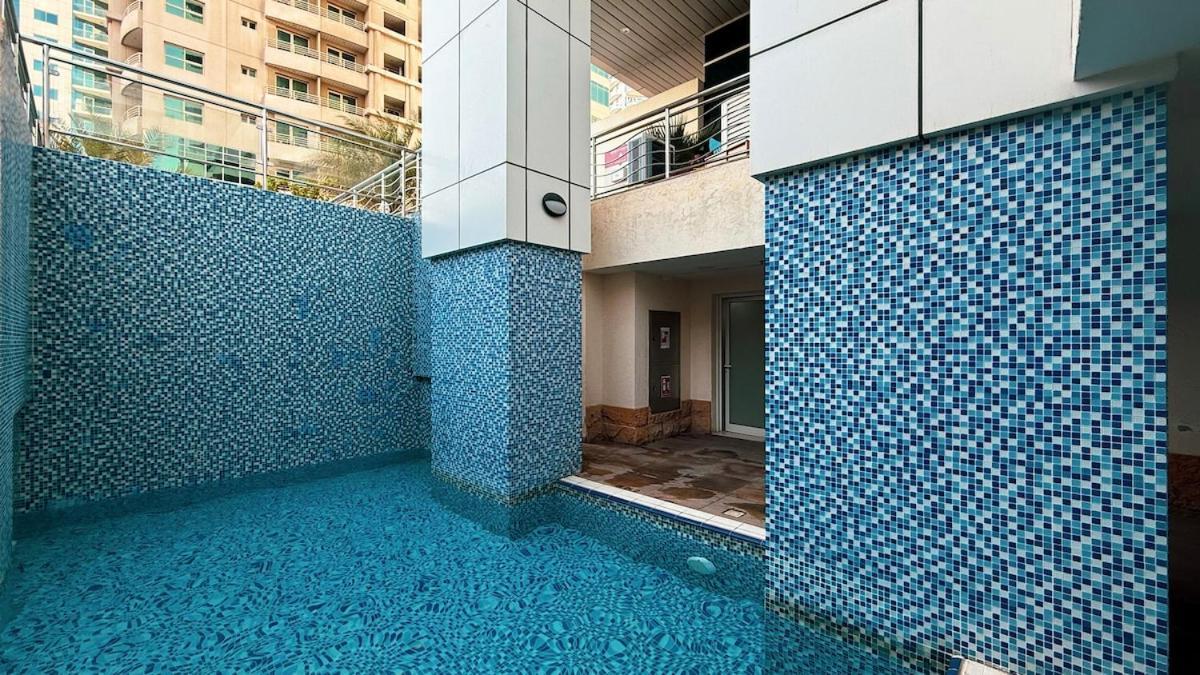 3 Bhk With Private Pool Table Icebath Lux Opal 305 Apartment *